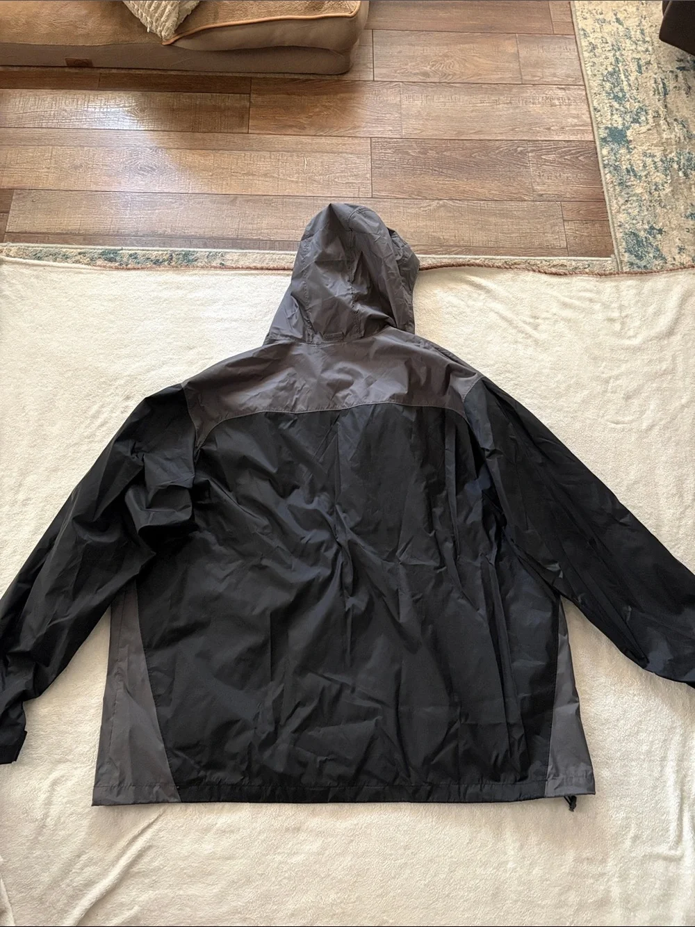 Columbia Men’s Black and Gray Hooded Rain Shell